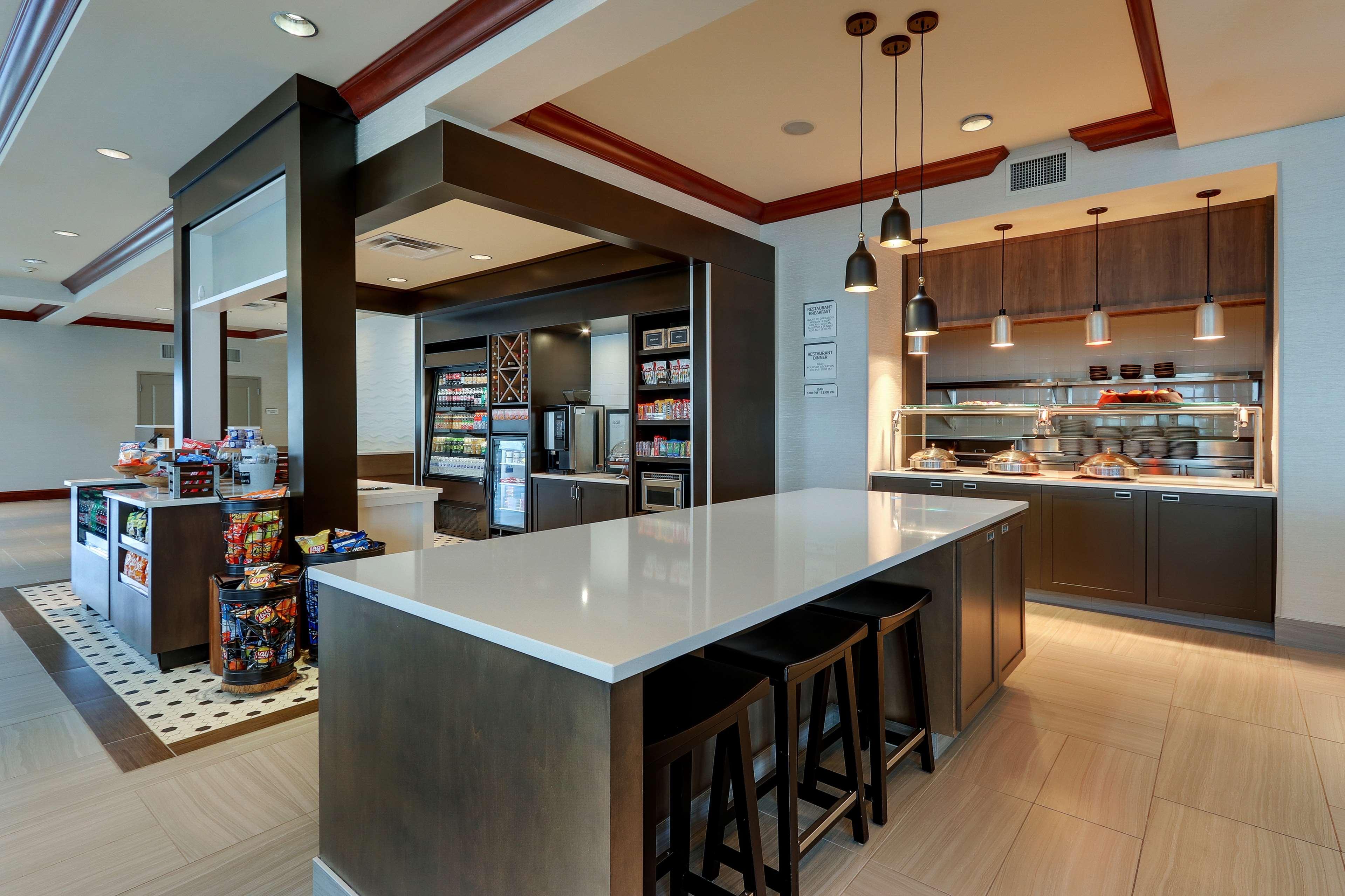 Hilton Garden Inn Indianapolis Airport Плейнфийлд Екстериор снимка