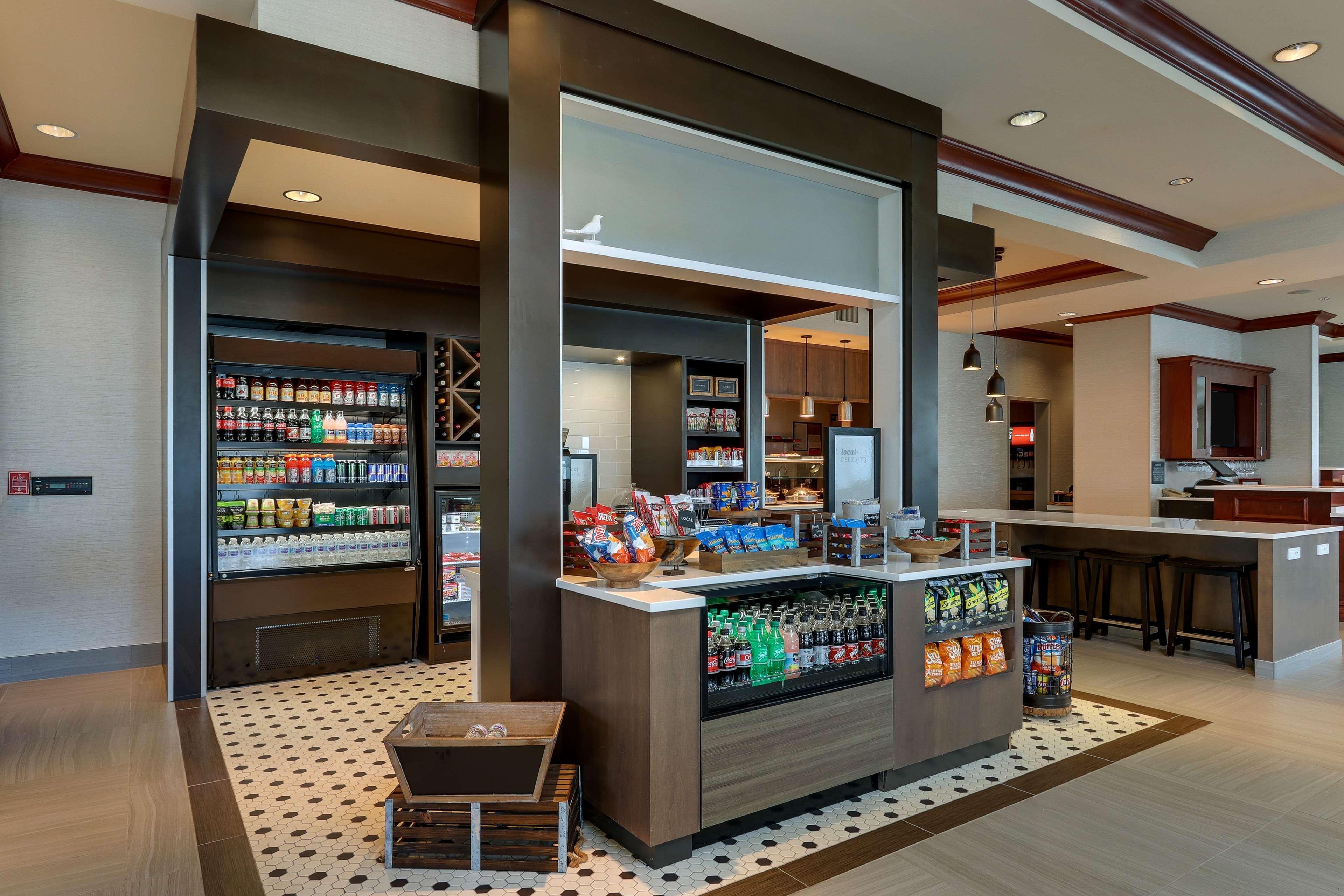 Hilton Garden Inn Indianapolis Airport Плейнфийлд Екстериор снимка