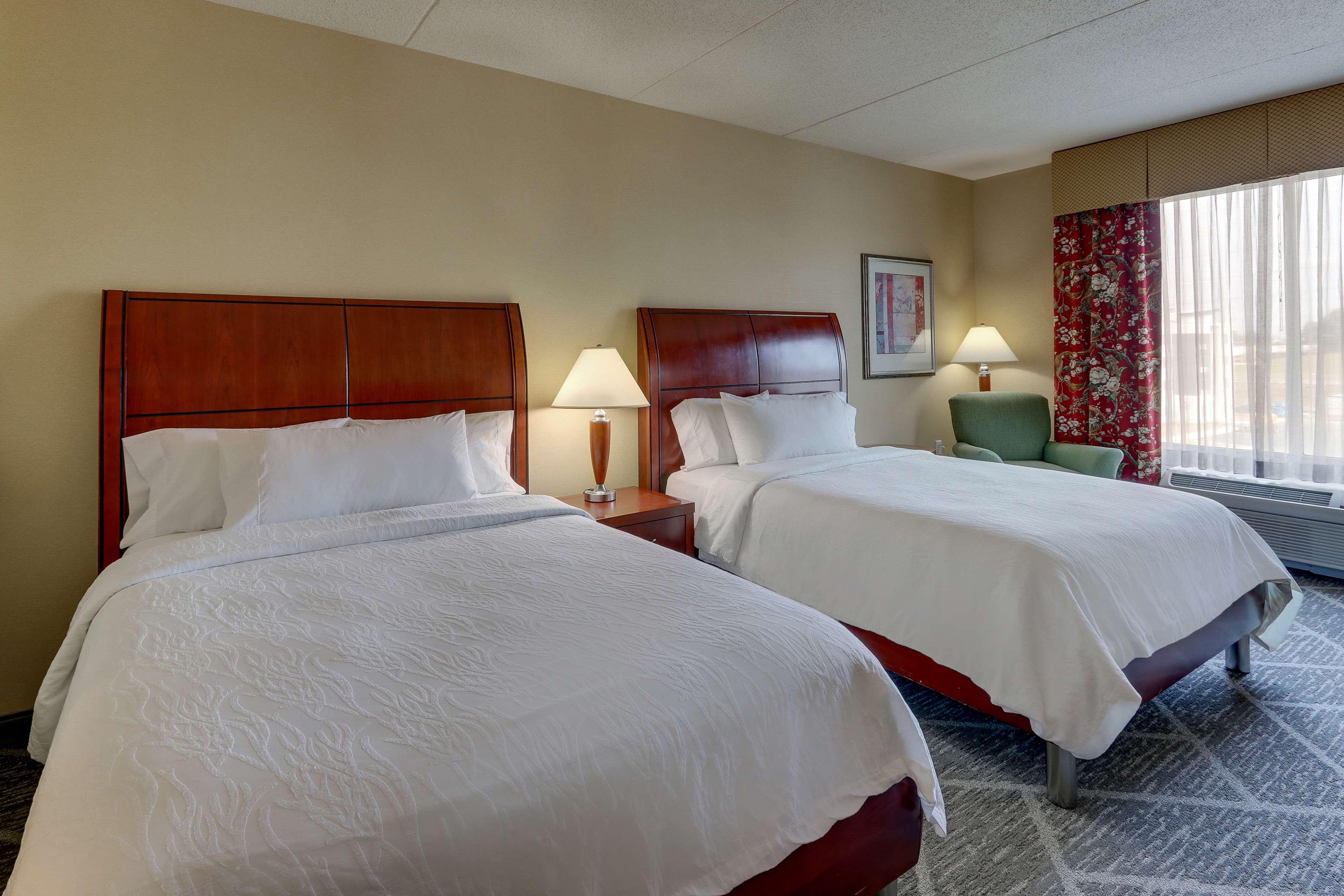 Hilton Garden Inn Indianapolis Airport Плейнфийлд Екстериор снимка