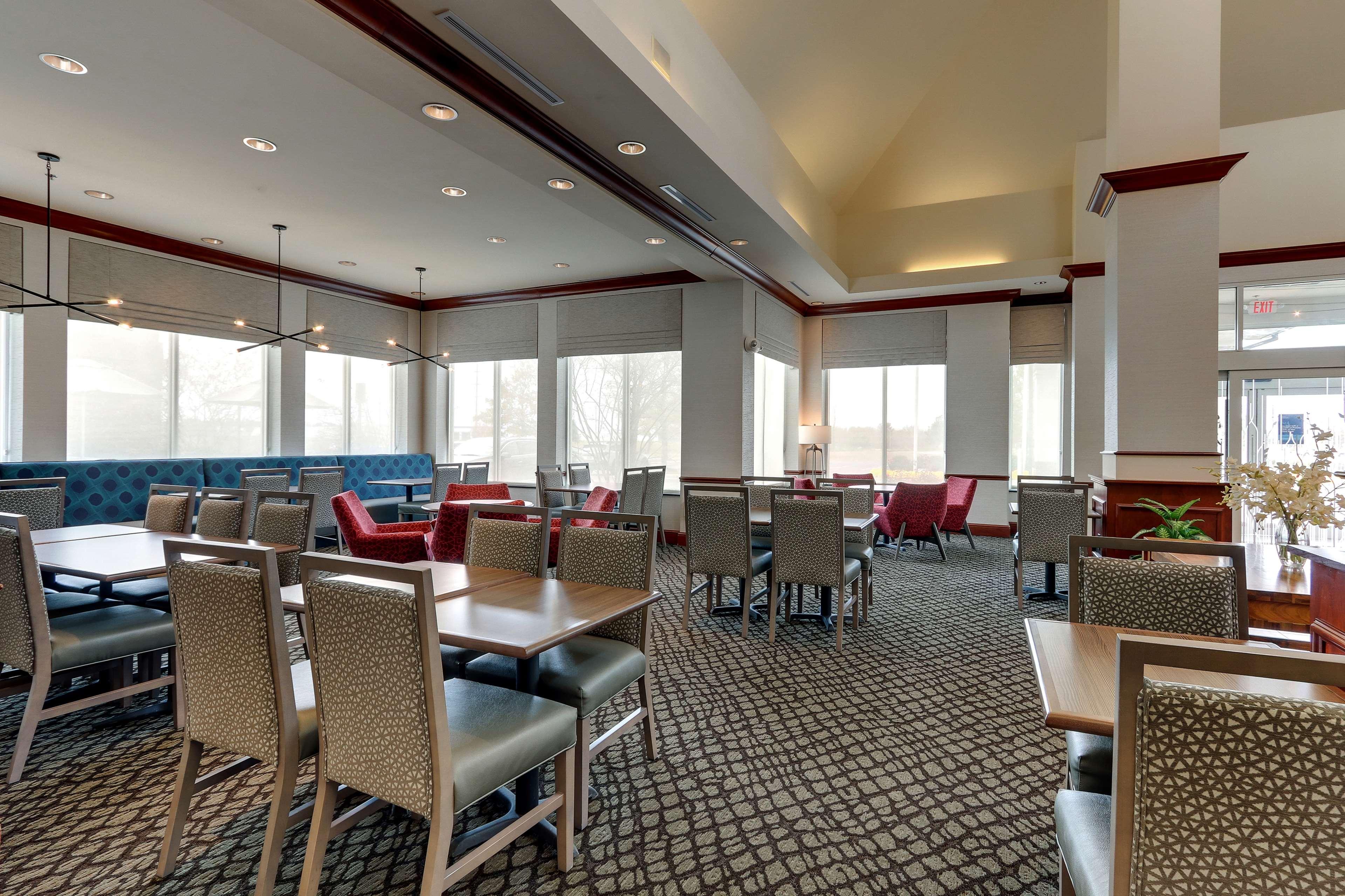 Hilton Garden Inn Indianapolis Airport Плейнфийлд Екстериор снимка