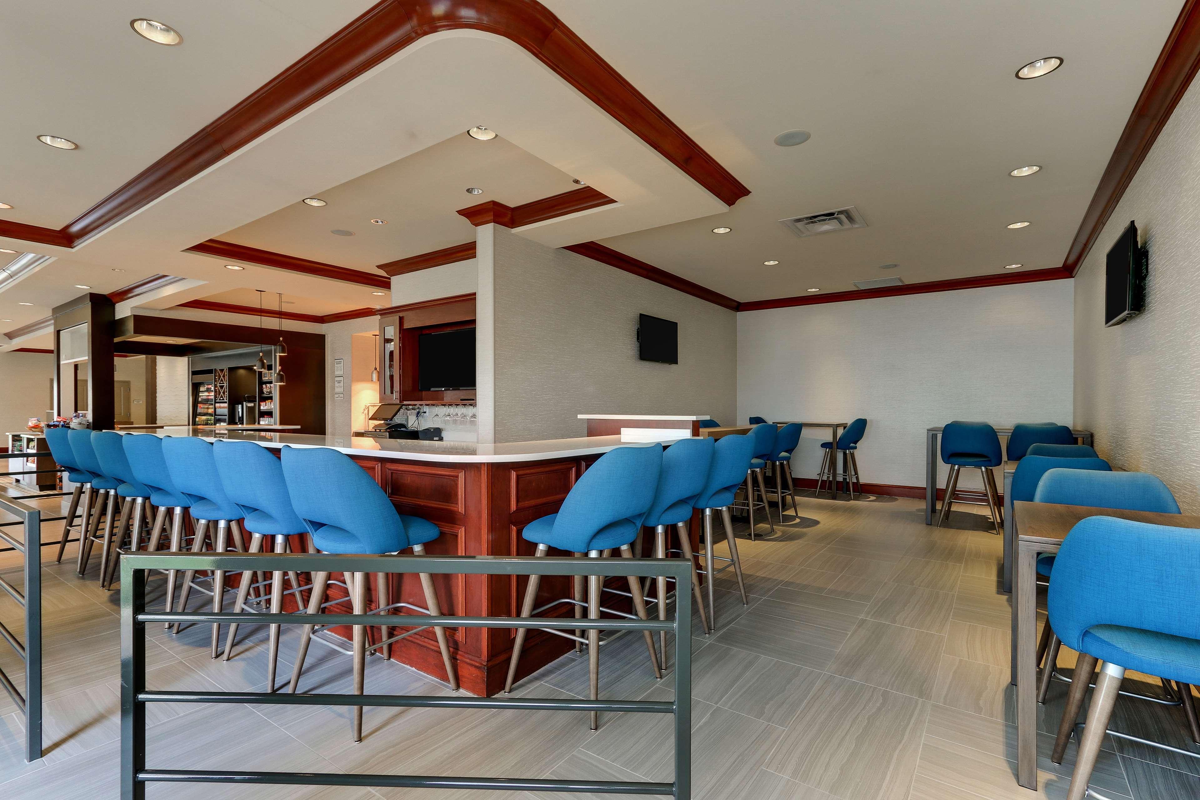 Hilton Garden Inn Indianapolis Airport Плейнфийлд Екстериор снимка