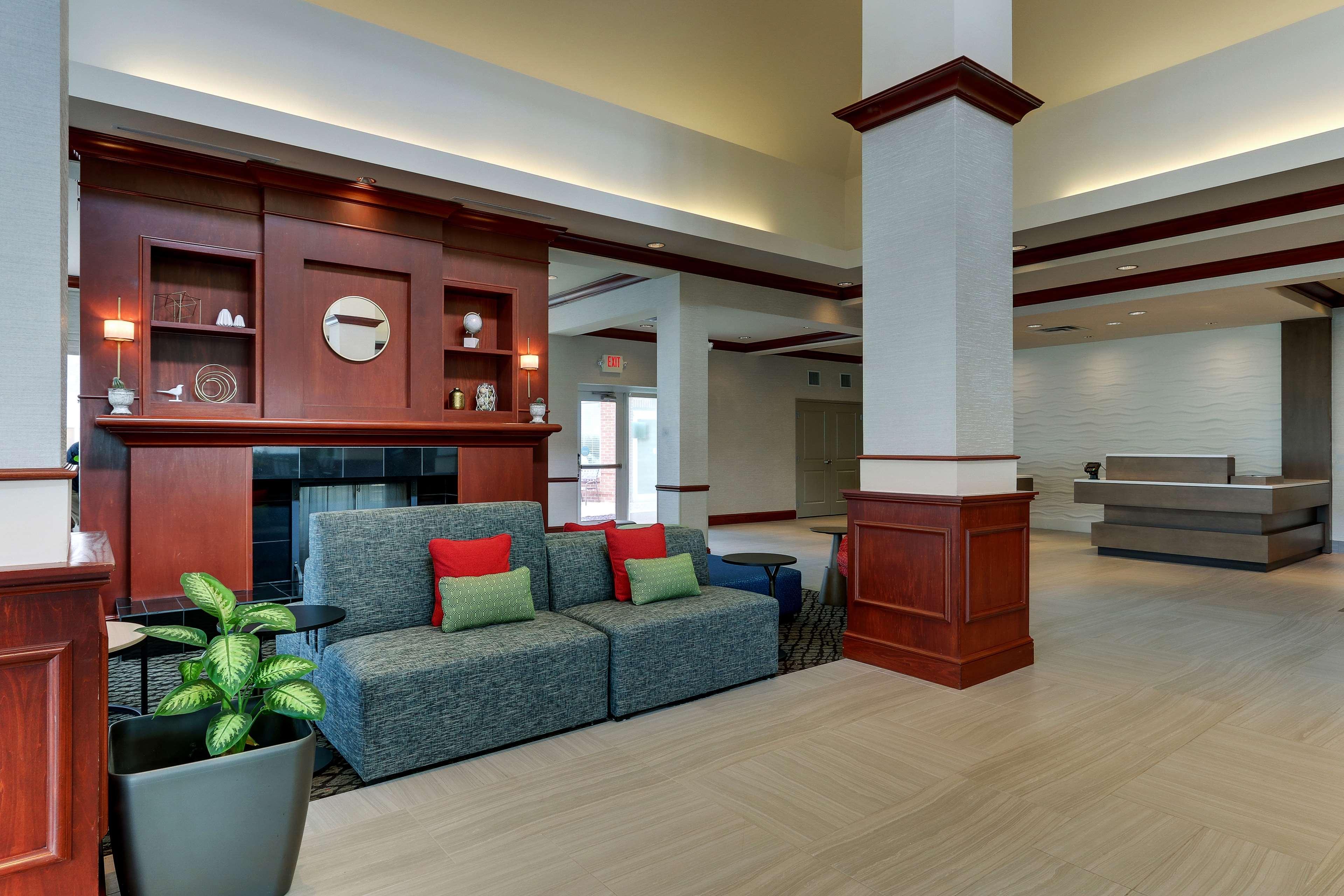 Hilton Garden Inn Indianapolis Airport Плейнфийлд Екстериор снимка