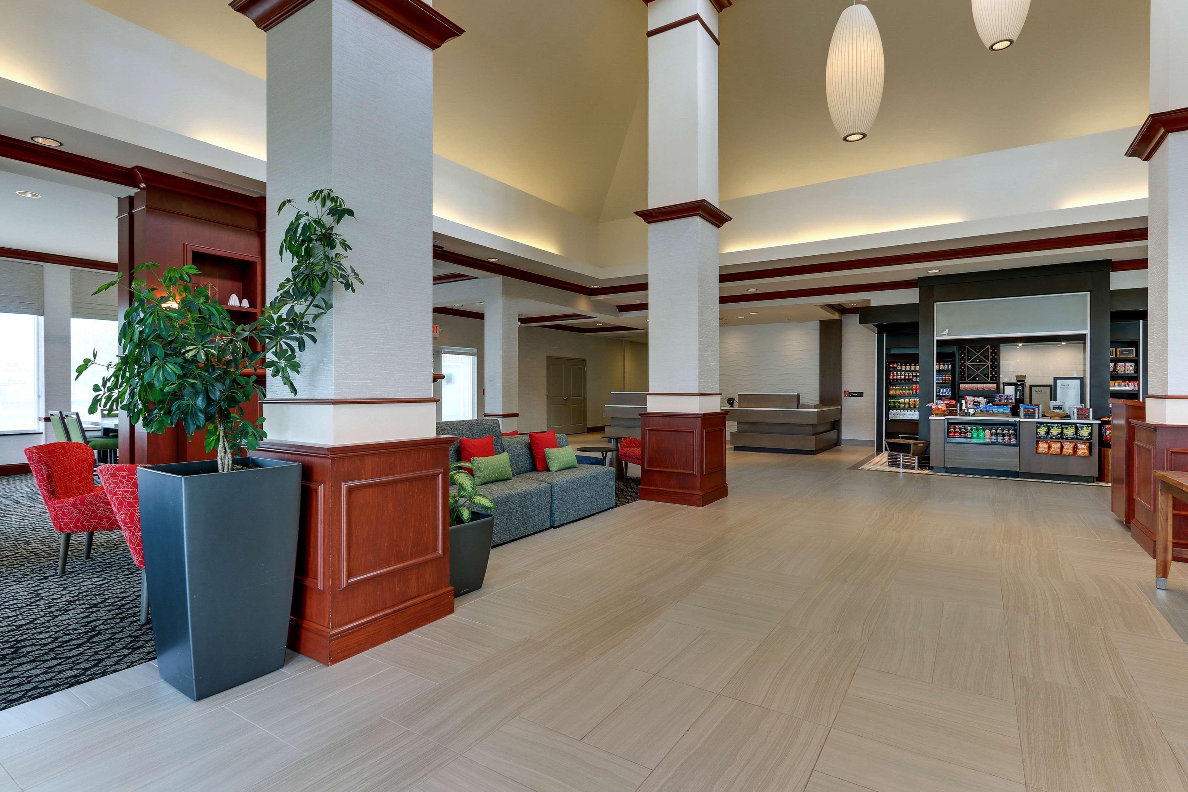 Hilton Garden Inn Indianapolis Airport Плейнфийлд Екстериор снимка