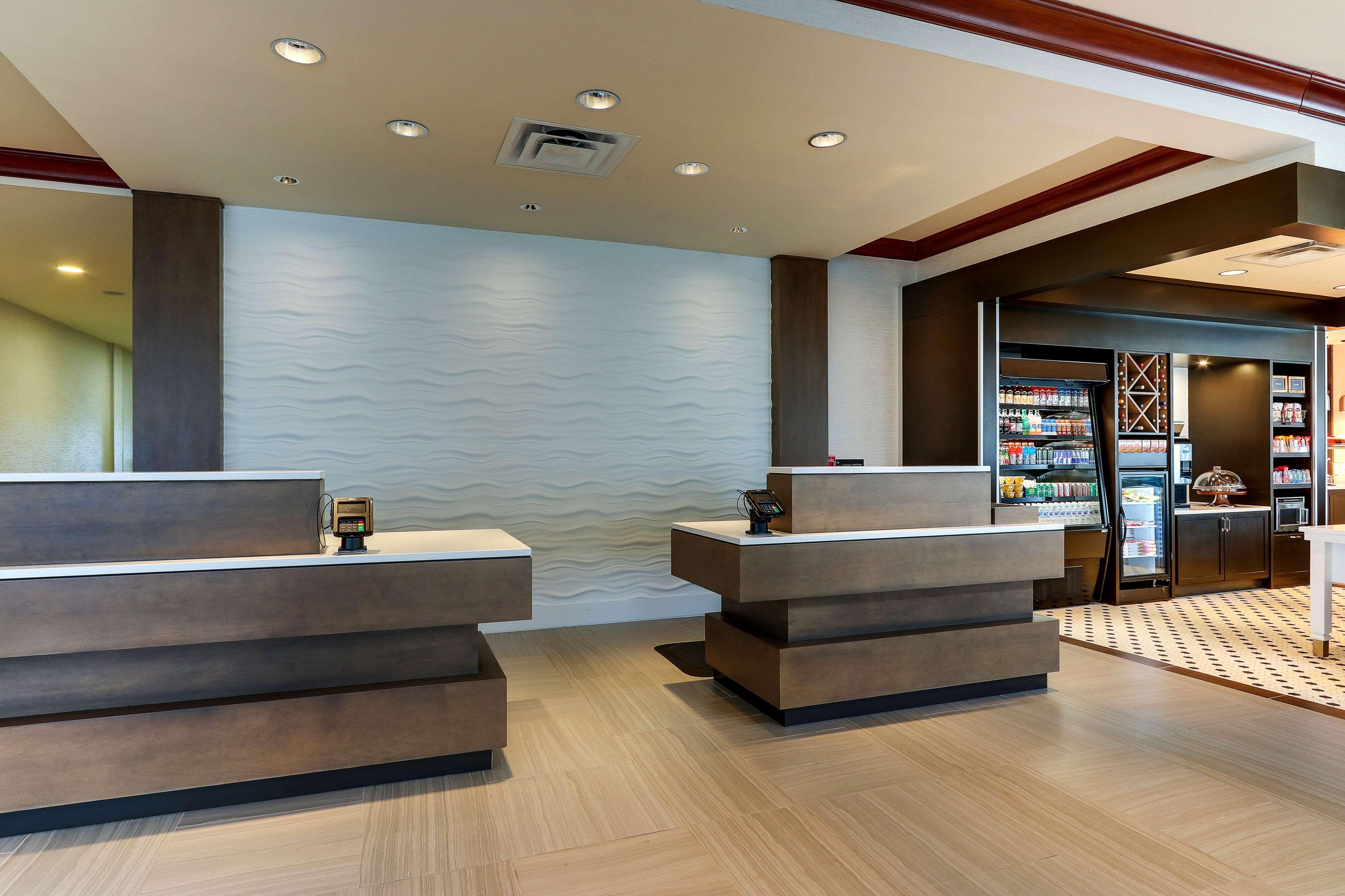 Hilton Garden Inn Indianapolis Airport Плейнфийлд Екстериор снимка