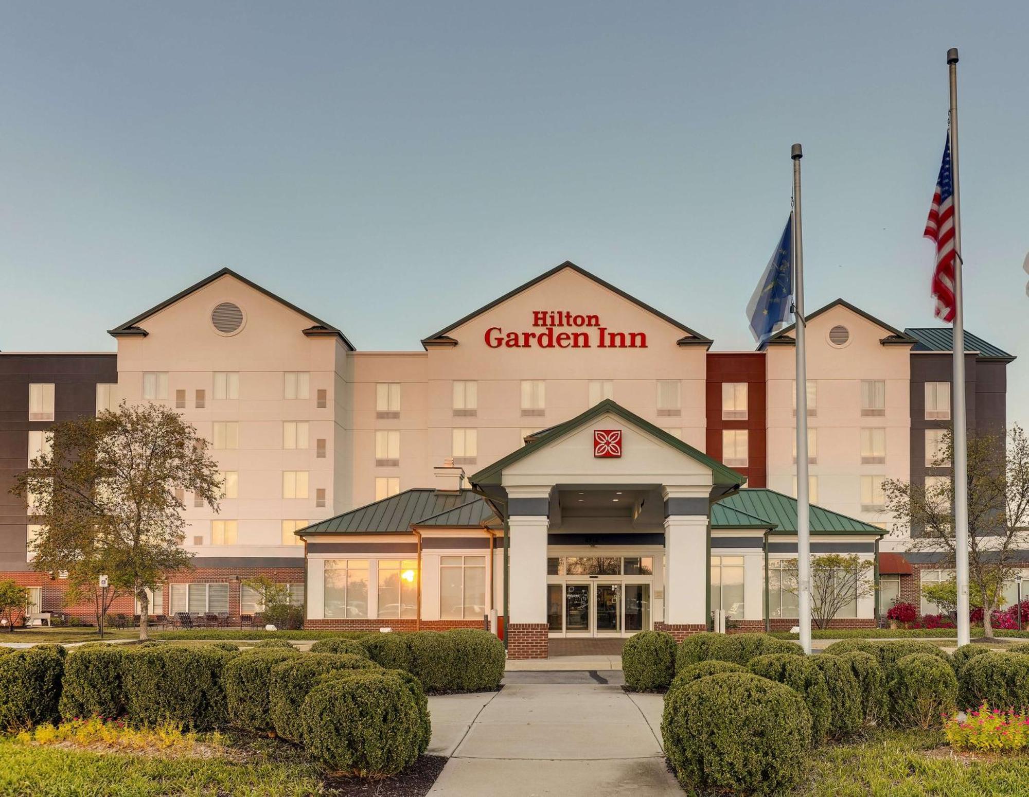 Hilton Garden Inn Indianapolis Airport Плейнфийлд Екстериор снимка