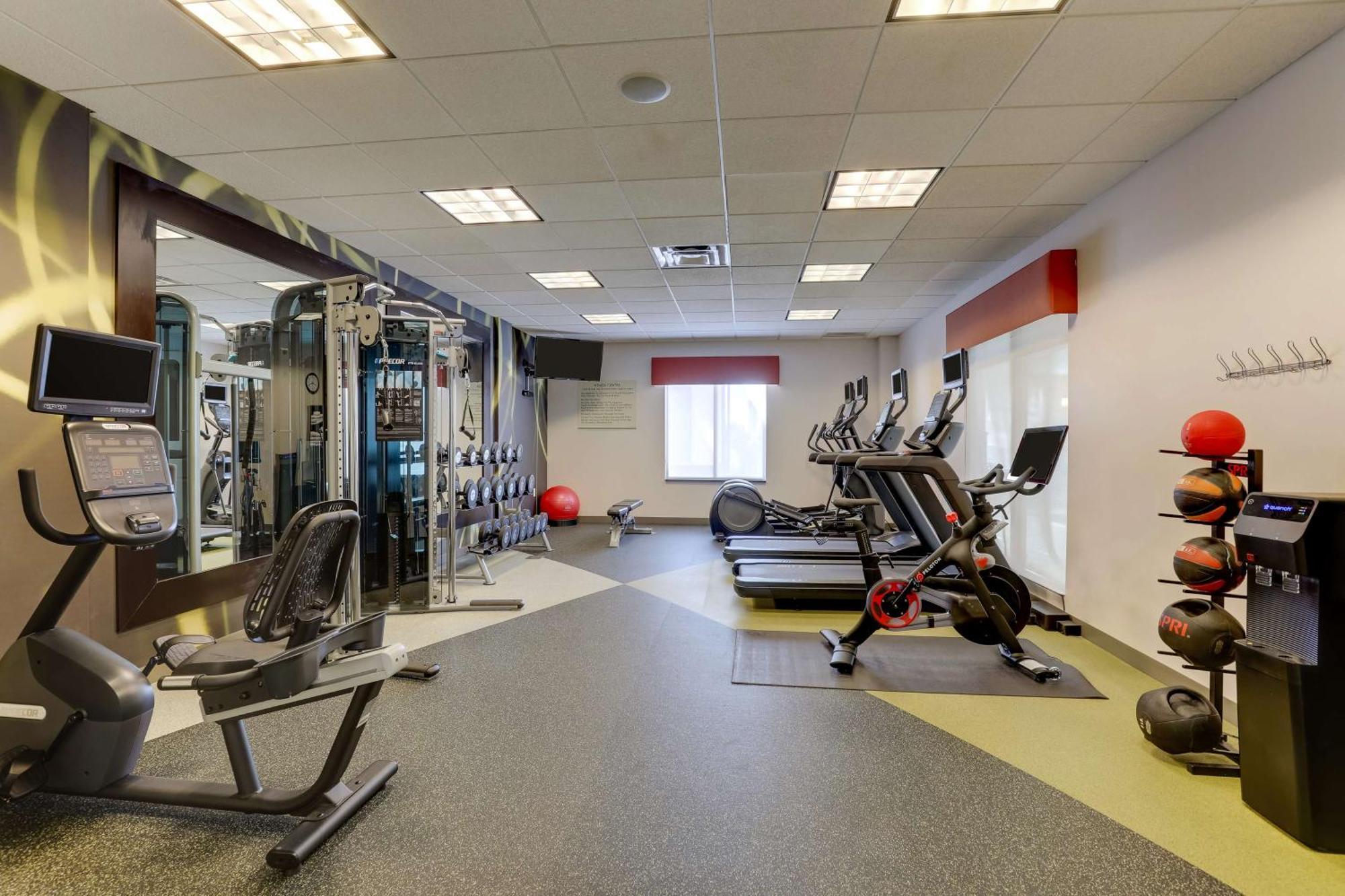 Hilton Garden Inn Indianapolis Airport Плейнфийлд Екстериор снимка